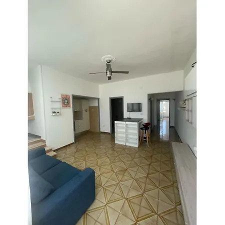 Casa Davide A 100 Mt Dalla Di Σπίτι διακοπών Torre Lapillo