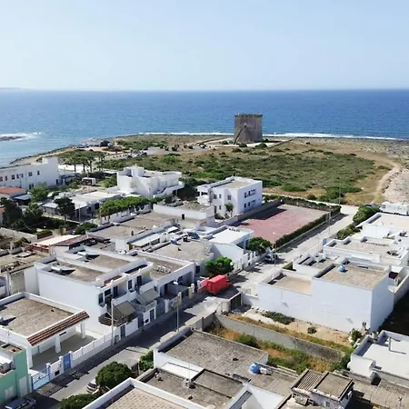 Casa Davide A 100 Mt Dalla Di Holiday home Torre Lapillo